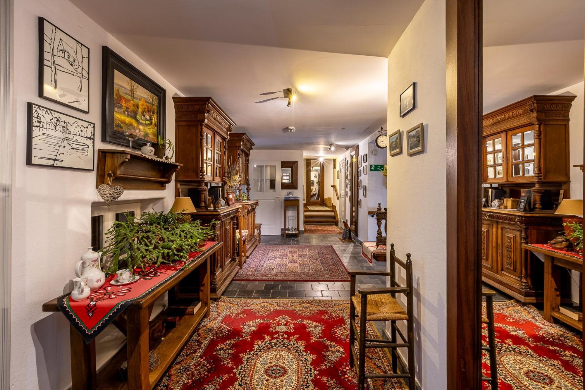 Gosciniec Pod Zajacem Bed and Breakfast Oleśnica Eksteriør billede