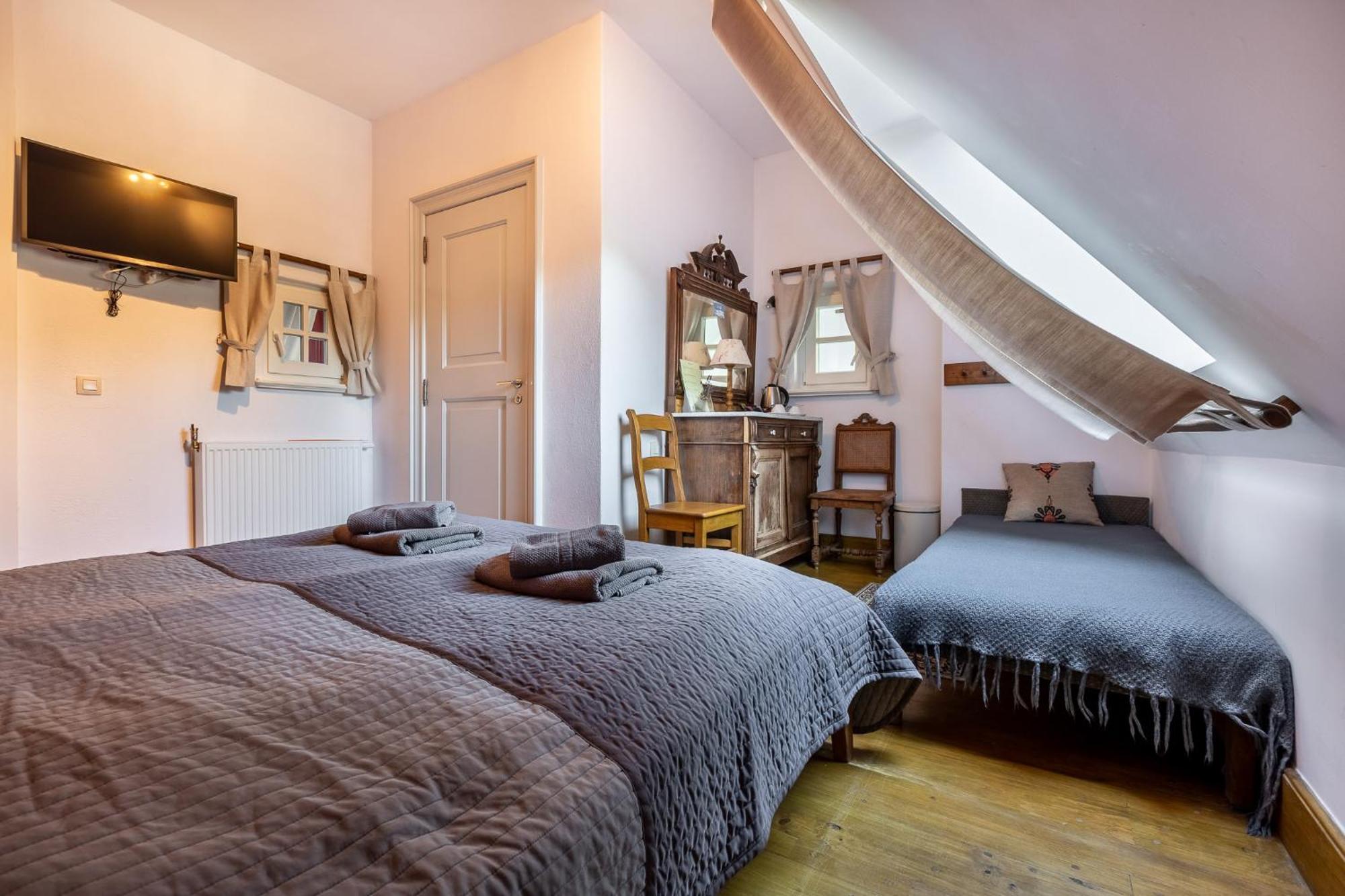 Gosciniec Pod Zajacem Bed and Breakfast Oleśnica Eksteriør billede