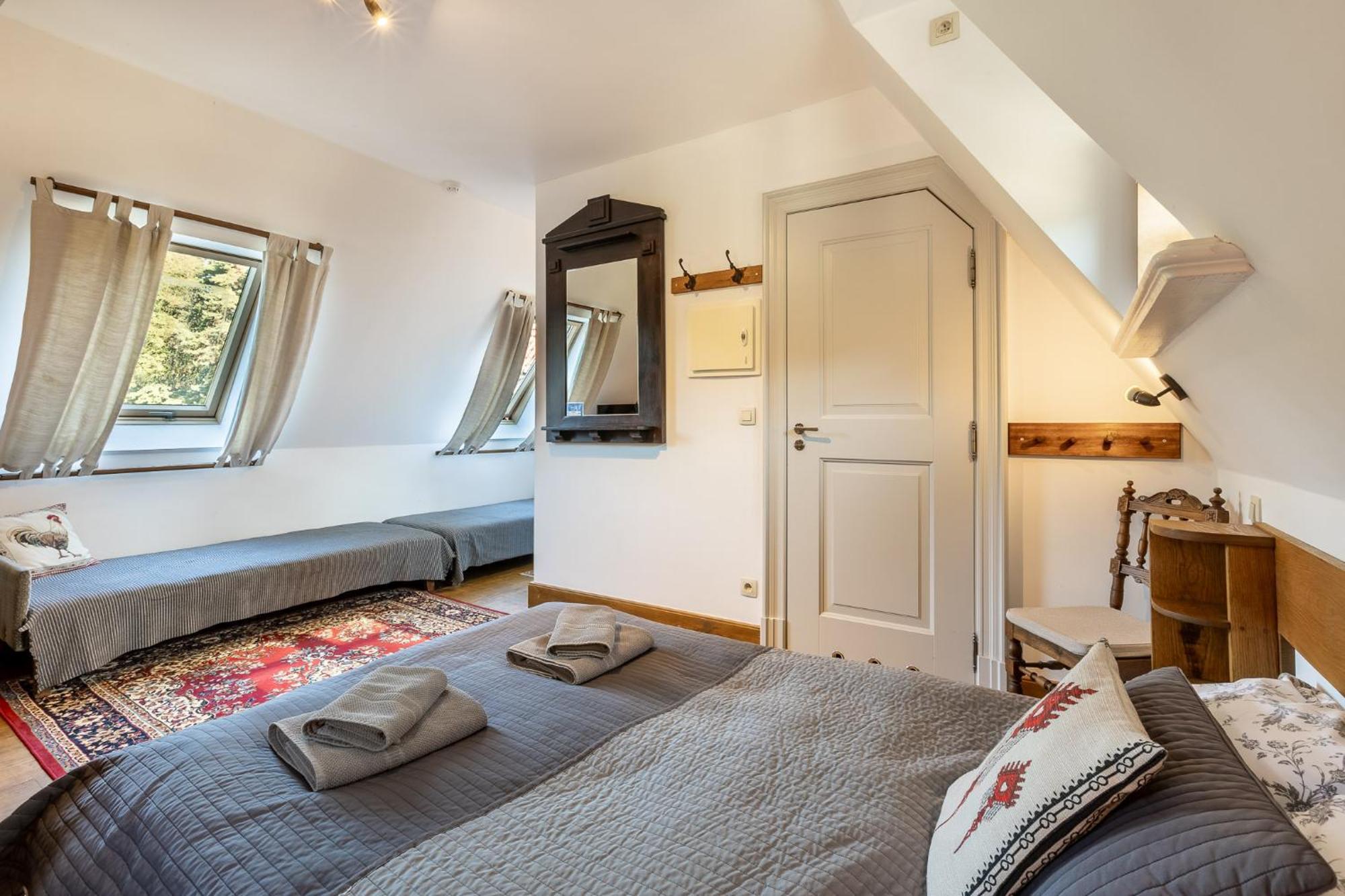 Gosciniec Pod Zajacem Bed and Breakfast Oleśnica Eksteriør billede