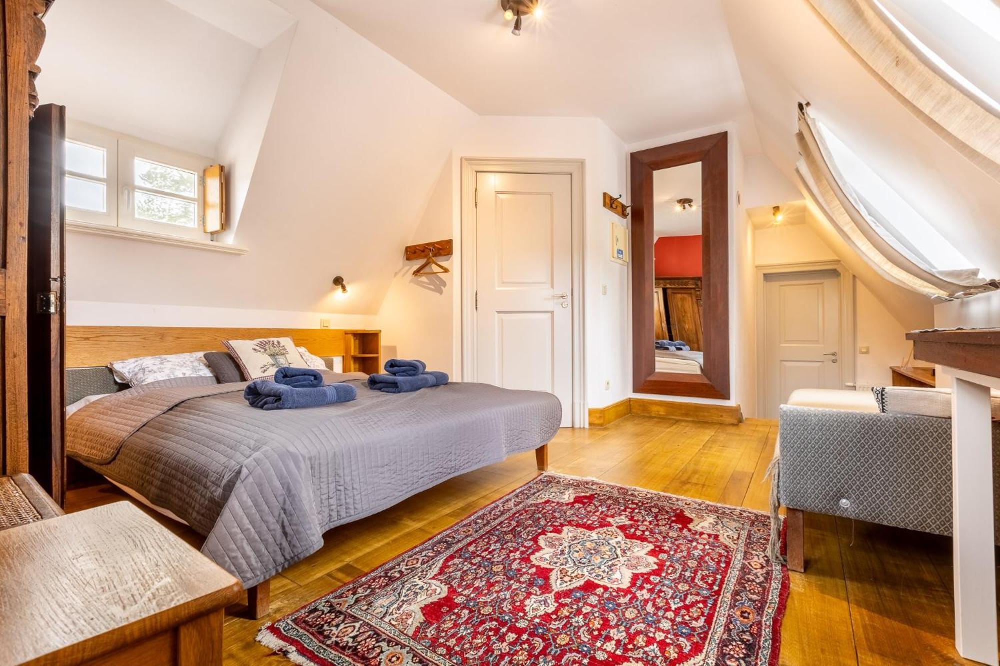Gosciniec Pod Zajacem Bed and Breakfast Oleśnica Eksteriør billede